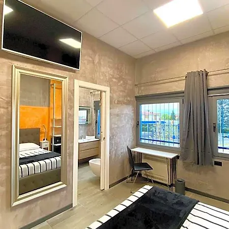 Tech Hotel