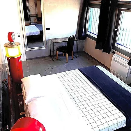 Hotel Tech *